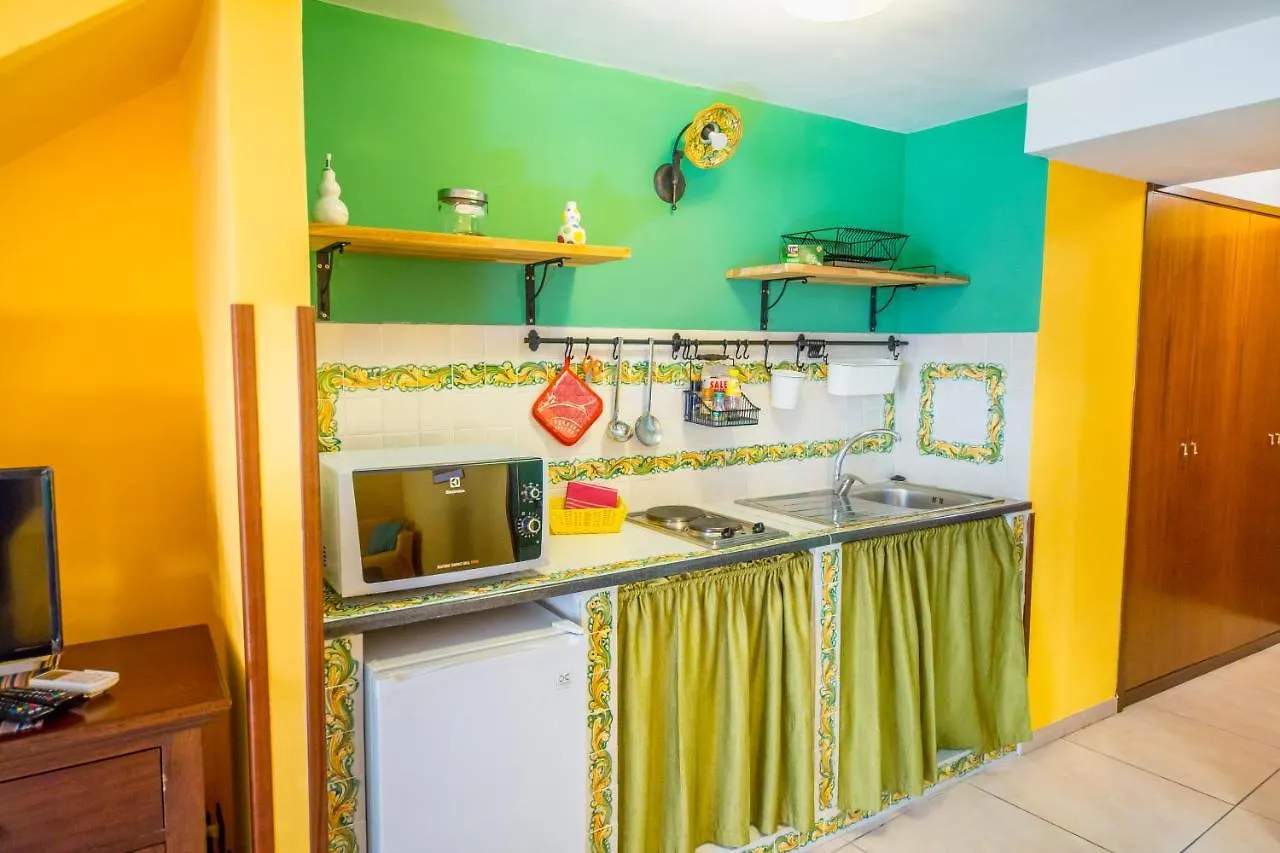 Madonie Holidays Apartment Cefalu